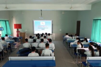 Spacious well aerated classrooms